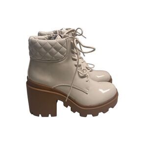STEVE MADDEN Aryn SM NY 90 Women’s Beige Cream Boots Size‎ 10M New Without Tags